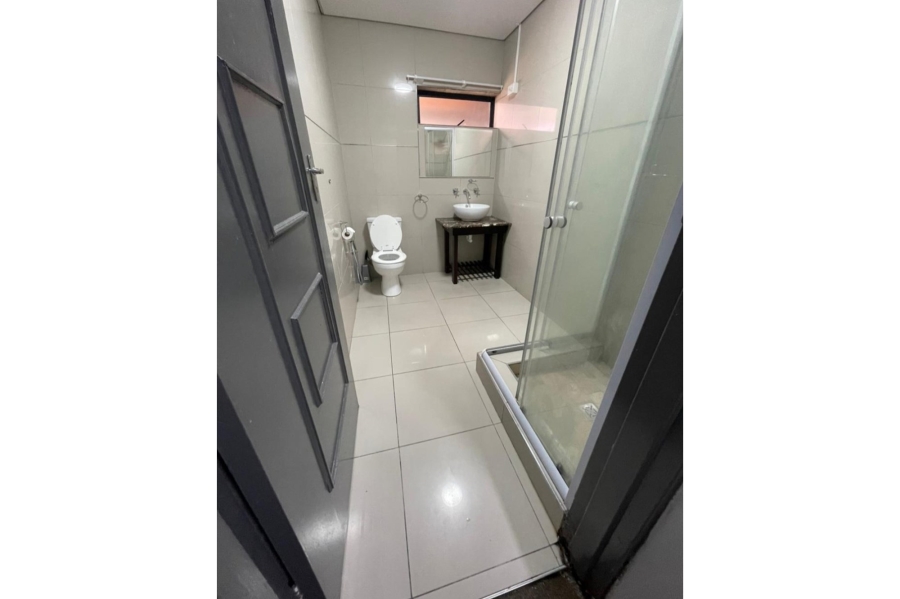To Let 2 Bedroom Property for Rent in Gatesville Western Cape